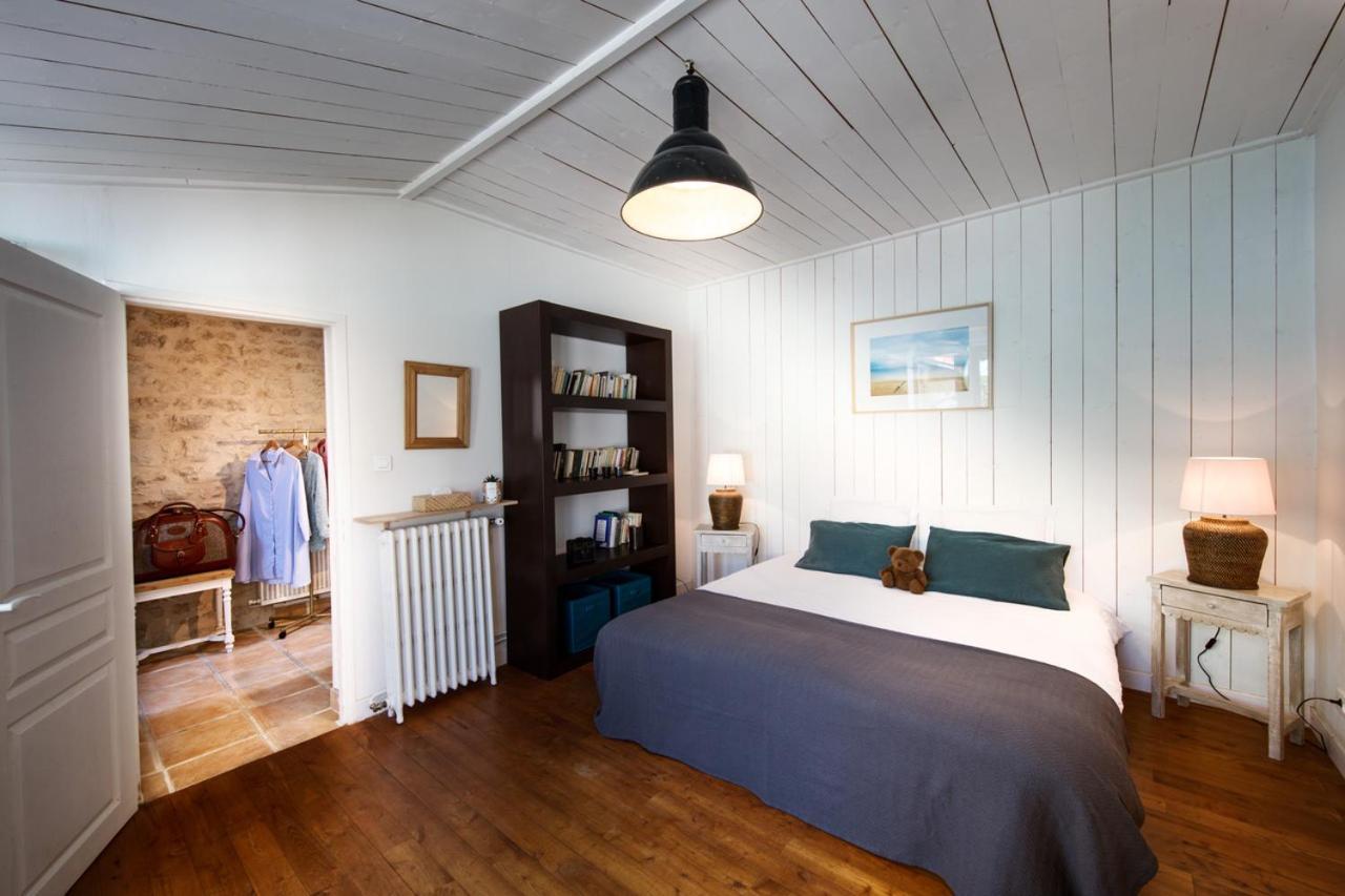 La Venelle De Jericho Bed & Breakfast ลาโรแชล ภายนอก รูปภาพ